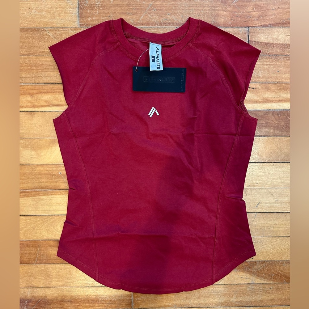 Alphalete Women's Crimson Muscle Tee